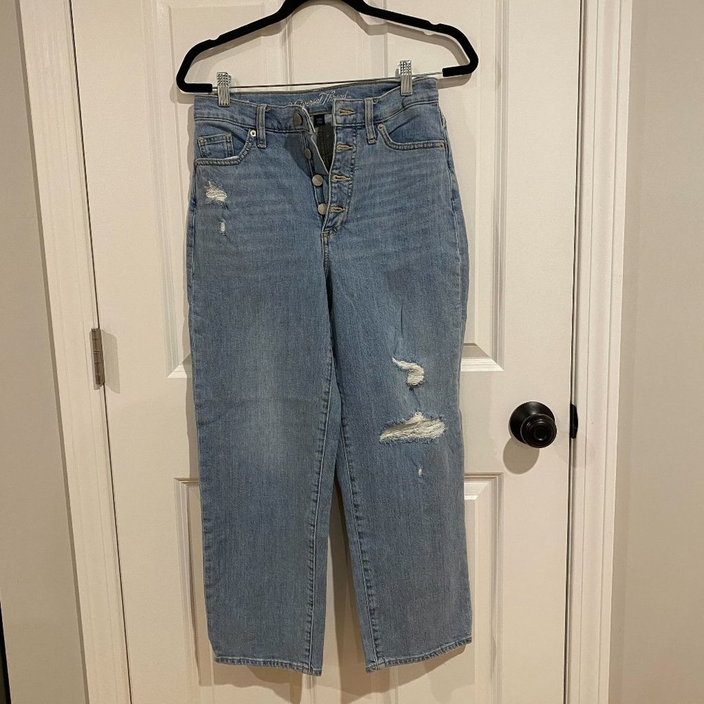 Universal Threads Distressed Vintage Straight Jean - Size 6/28R - Picture 1 of 6